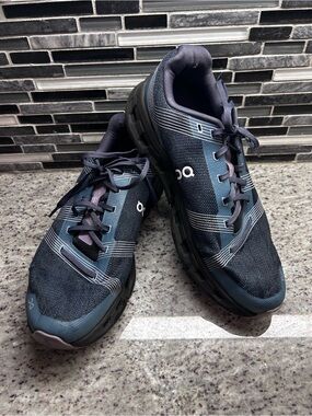 Mens On Cloud Cloudgo Running Trainers in teal and Black size 11